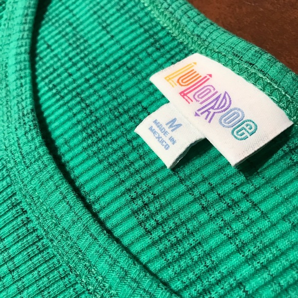 LuLaRoe Julia - Picture 3 of 4